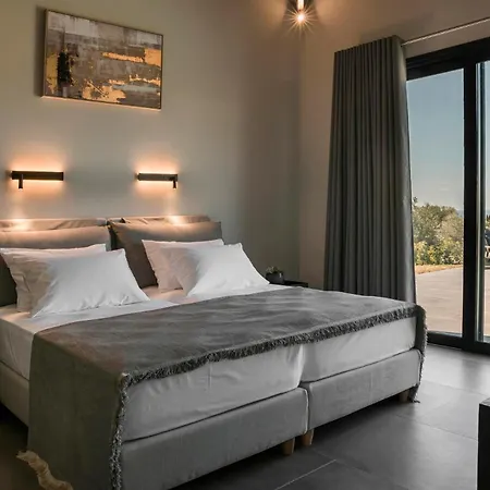 Villa Chrysa By Vintage Travel *